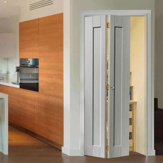 Axis White Bifold