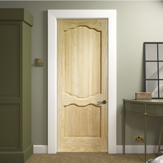 Clear Pine Louis Internal