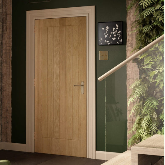 Suffolk Statement Solid Oak Internal Door