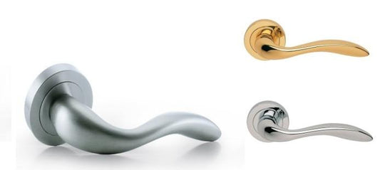 Giava Lever on Round Rose