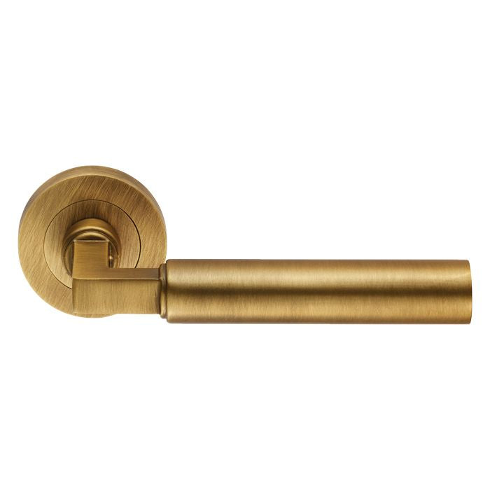 Amiata Lever On Rose Antique Brass