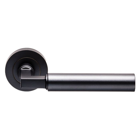 Amiata Lever On Rose Matt Black