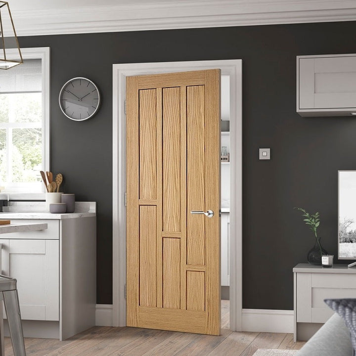 Coventry Oak Door In Situ