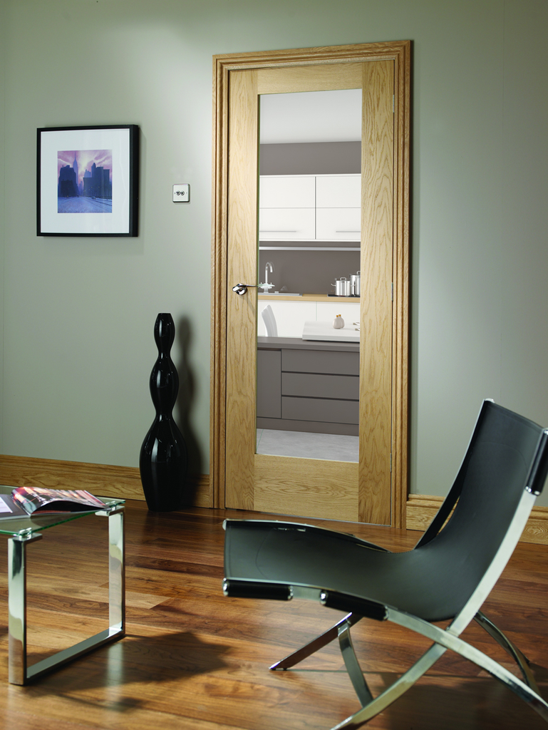Pattern 10 Oak Door with Clear Glass In Roomset