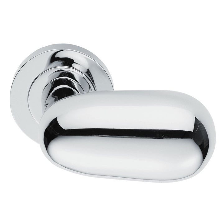 Uovo Lever on Round Rose