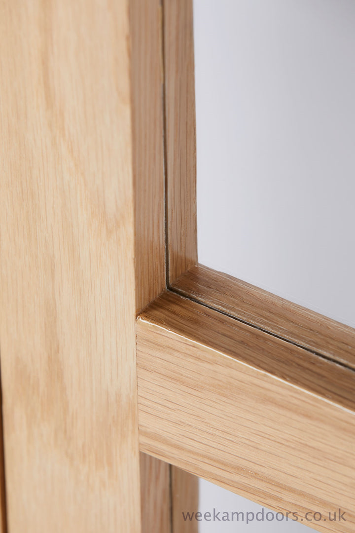 5 Leaf Oak Shaker 4L Clear Glazed Bi-Folding Set